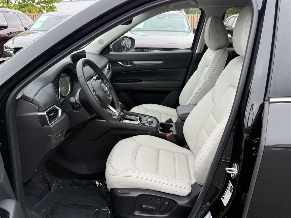 2022 Mazda CX-5 2.5 S Preferred photo 13
