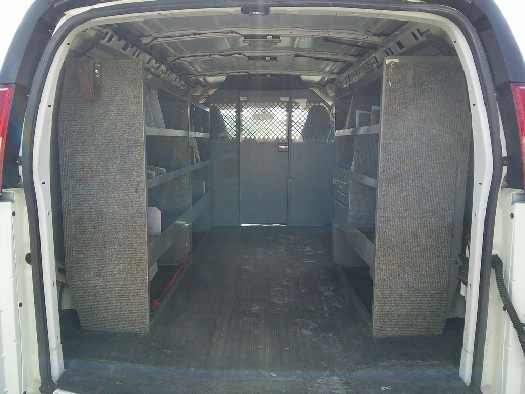 2017 Chevrolet Express 2500 Work Van photo 12