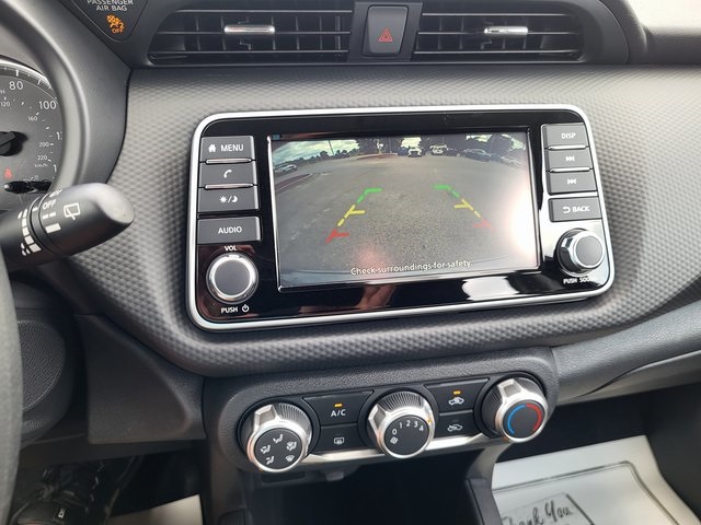 2025 Nissan Kicks Play S photo 16