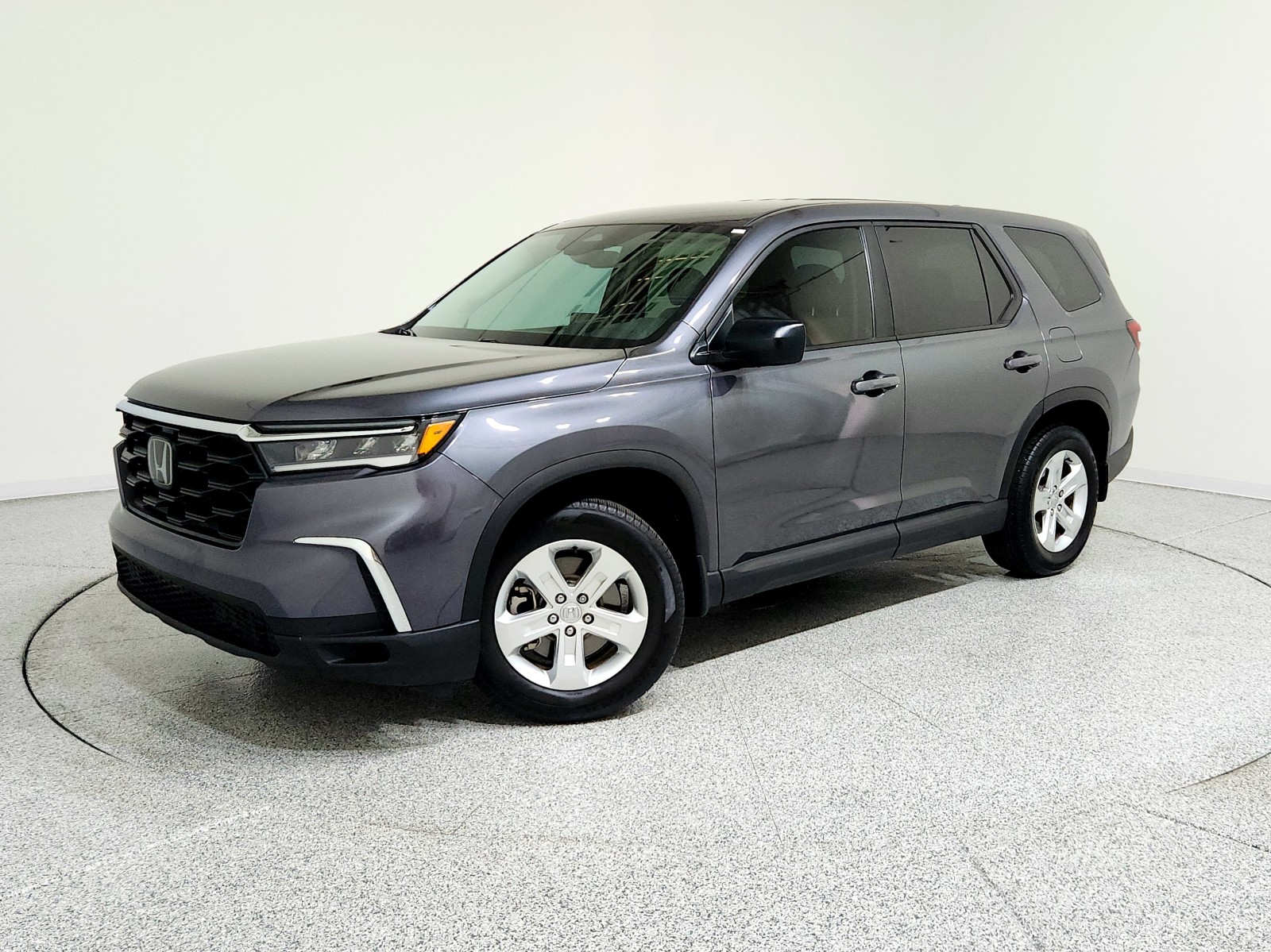 2023 Honda Pilot LX's photo