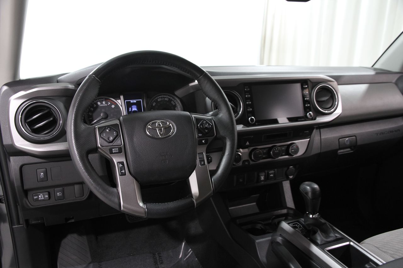 2022 Toyota Tacoma SR5 photo 6