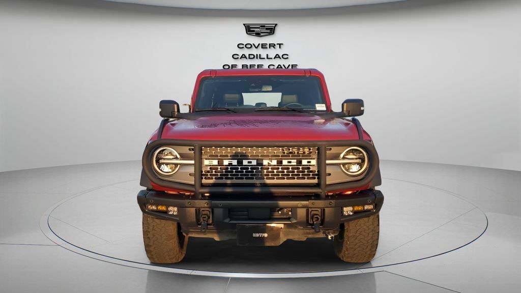 2022 Ford Bronco Badlands photo 2