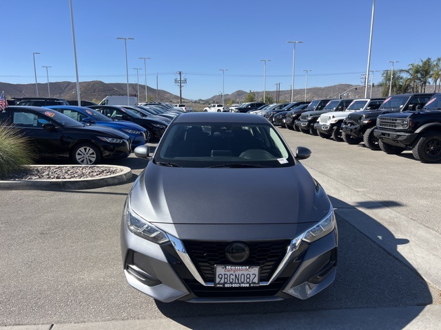 2022 Nissan Sentra SV photo 2