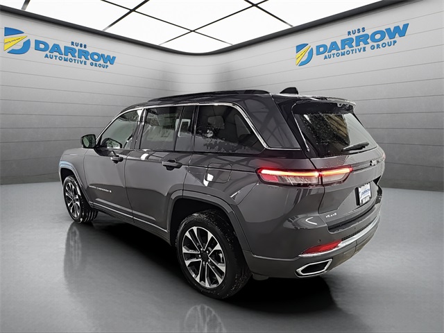 2025 Jeep Grand Cherokee Overland photo 3