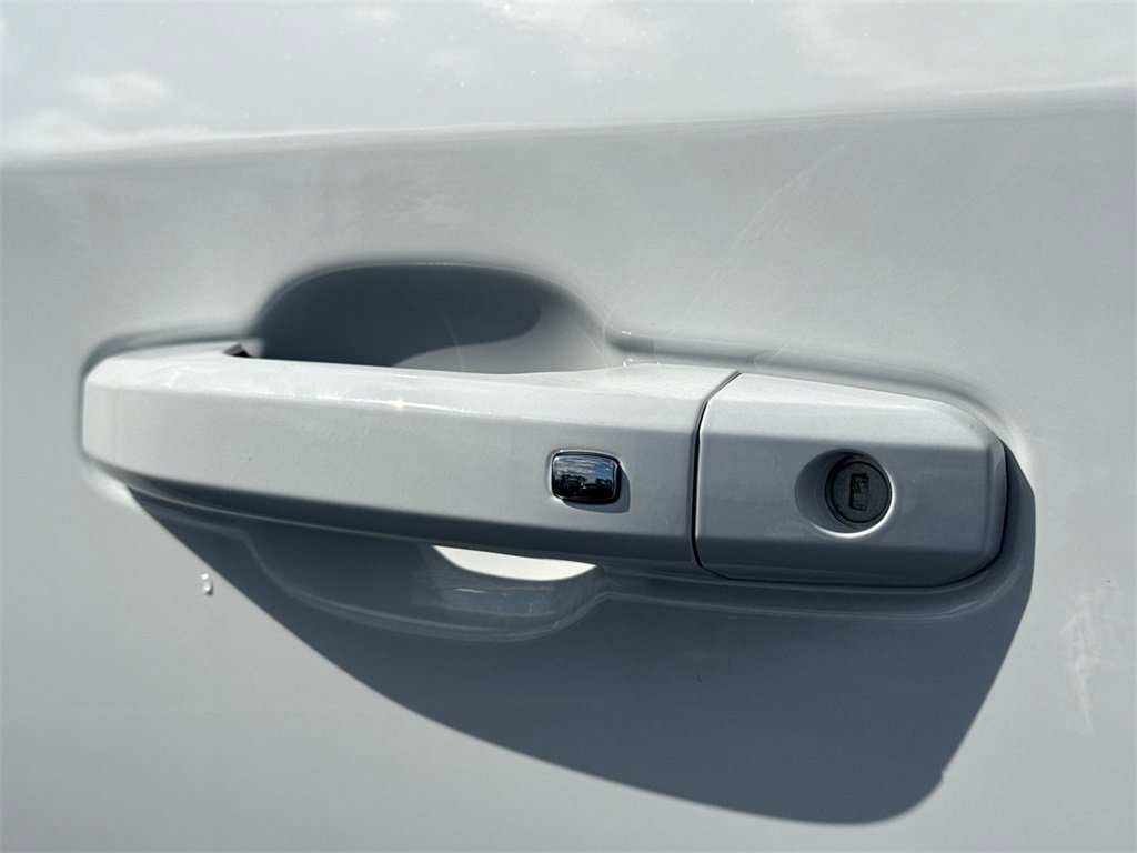 2026 GMC SIERRA - Image 12