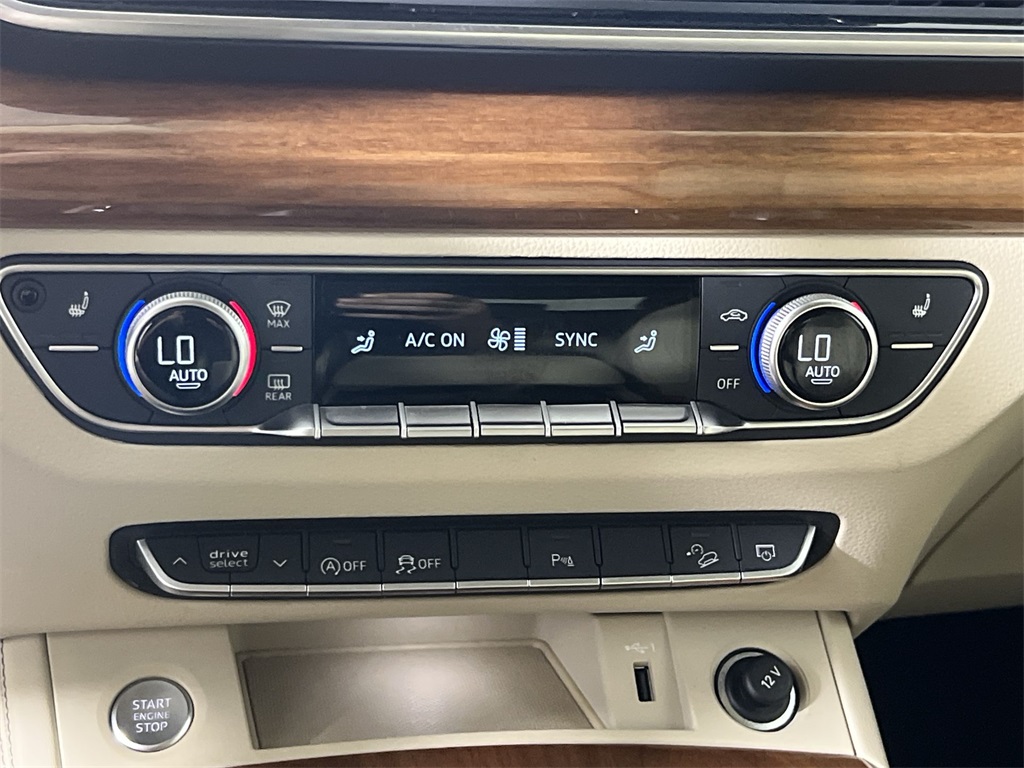 2023 Audi Q5 45 S line Premium photo 14