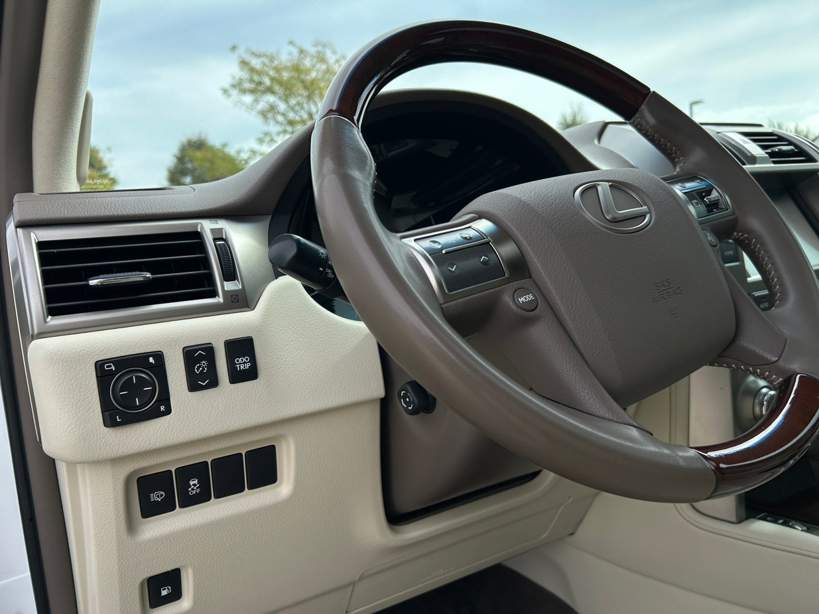 2015 Lexus GX 460 Premium photo 21