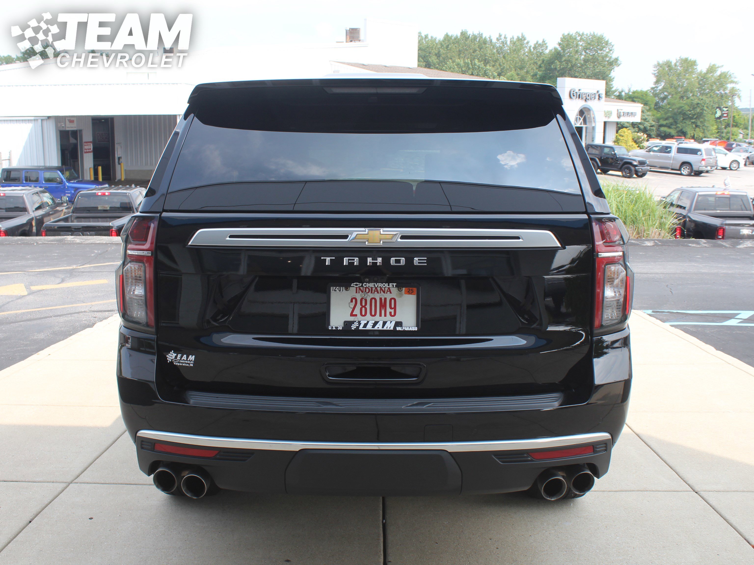 2023 Chevrolet Tahoe High Country photo 3