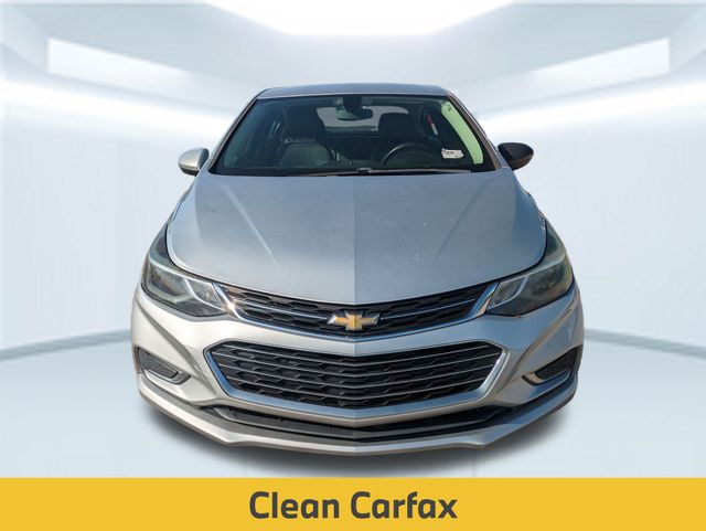 2017 Chevrolet Cruze Premier photo 2