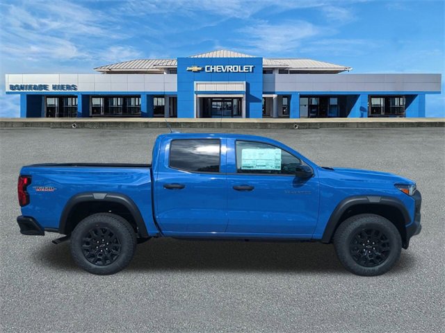 2026 Chevrolet Colorado Trail Boss photo 2