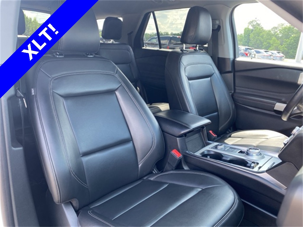 2024 Ford Explorer XLT photo 6