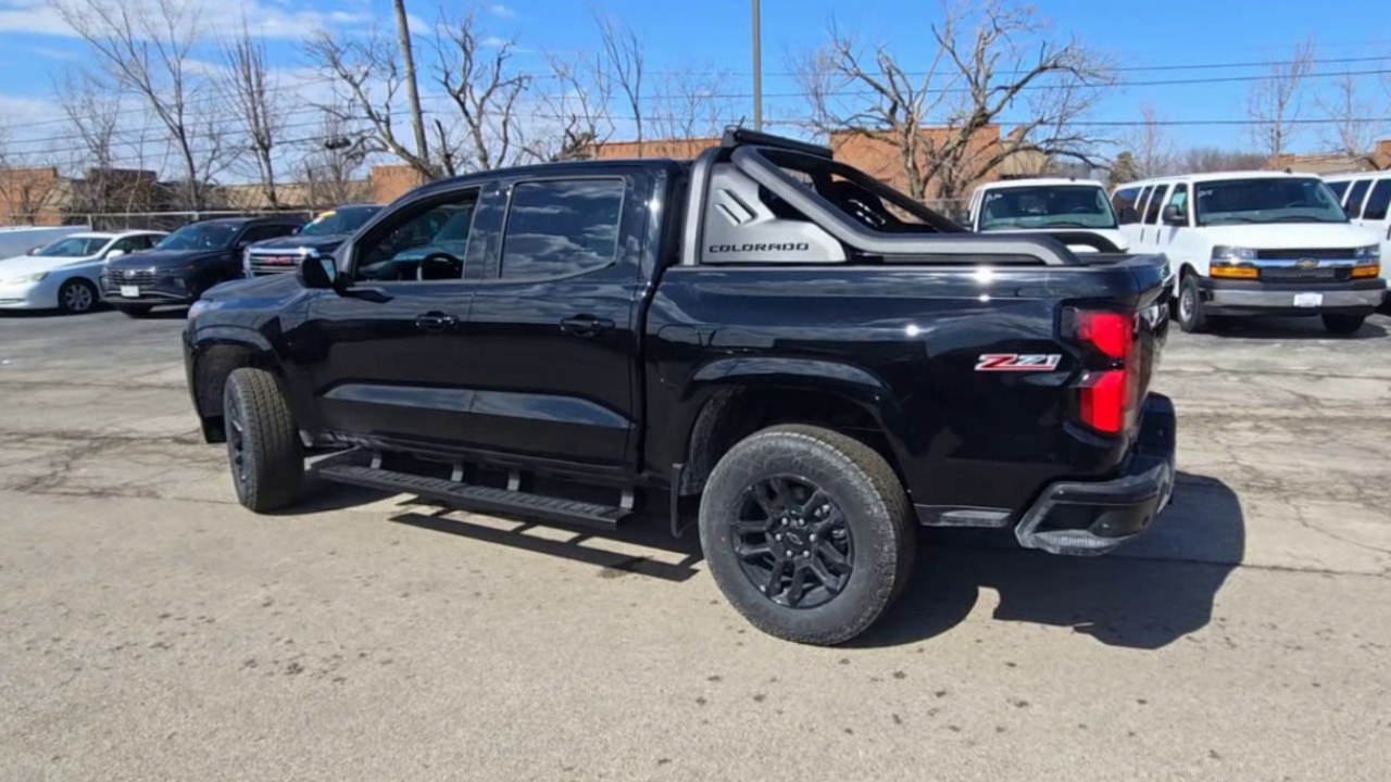 2025 Chevrolet Colorado Z71 photo 6