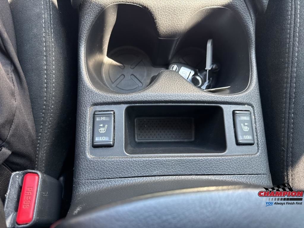 2016 Nissan Rogue SL photo 17