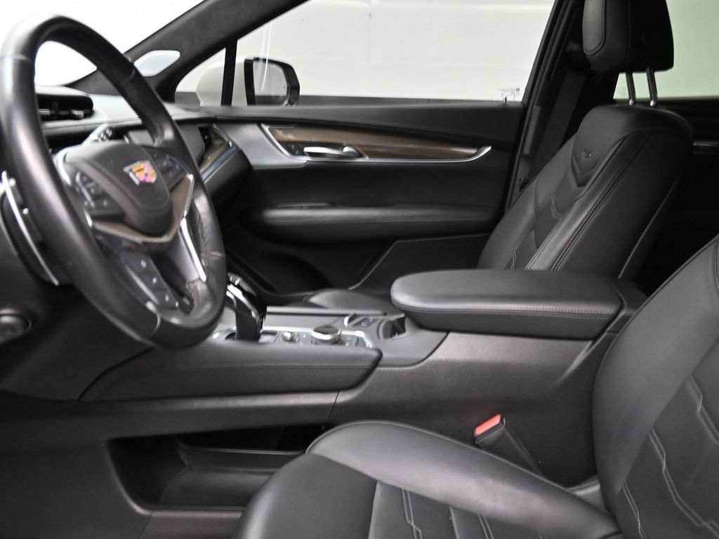 2023 Cadillac XT5 Platinum Sport photo 10