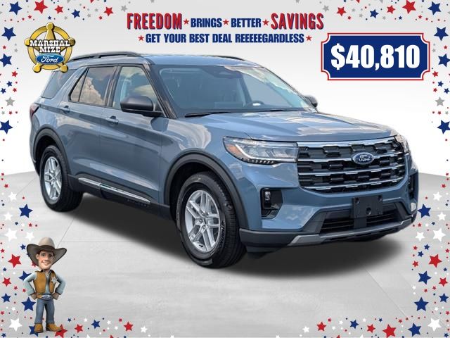 New 2025 Vapor Blue Metallic Ford Active image 1