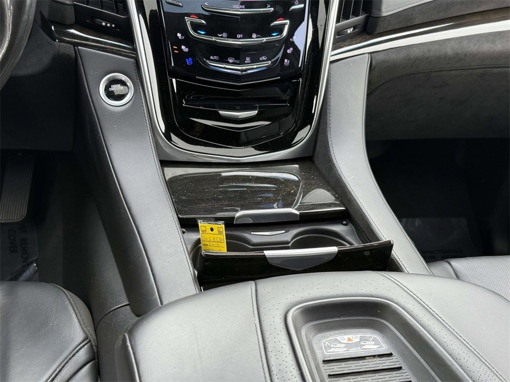2019 Cadillac Escalade ESV Platinum photo 20
