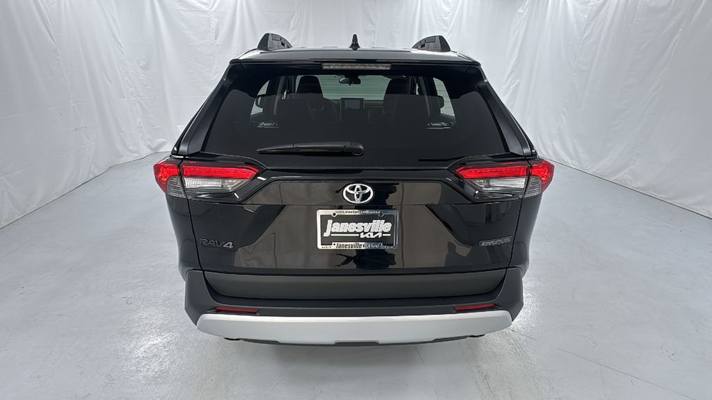 2024 Toyota RAV4 Adventure photo 4