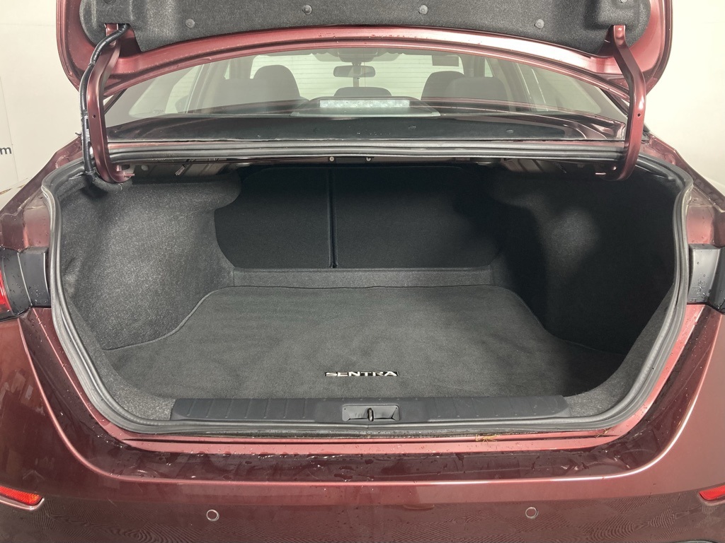 2024 Nissan Sentra SV photo 10