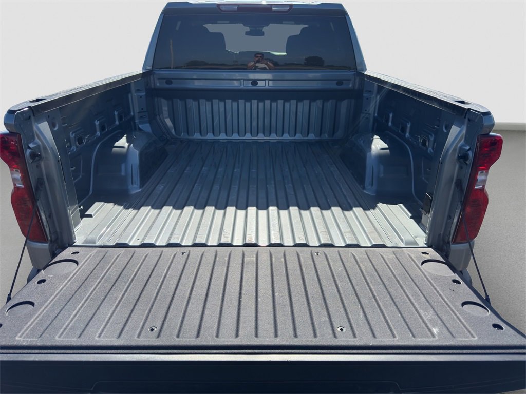 2025 Chevrolet Silverado 1500 Custom photo 20