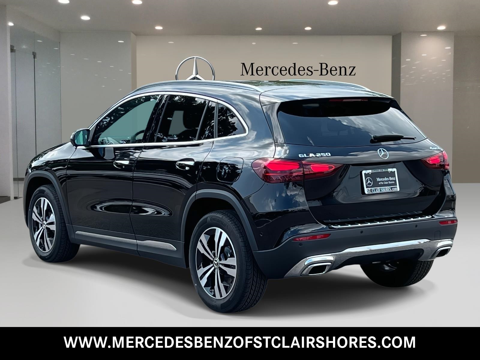 2026 Mercedes Benz GLA 250 4MATIC photo 2