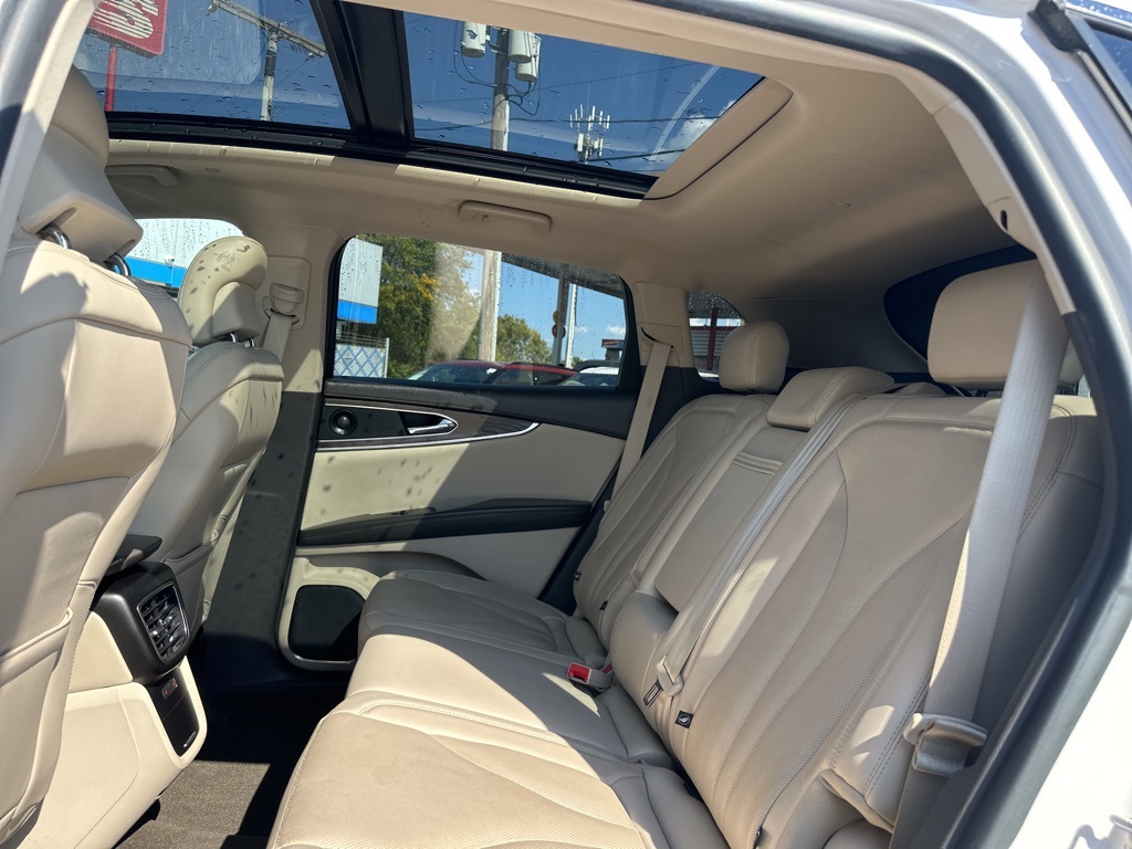 2019 Lincoln Nautilus Reserve photo 27
