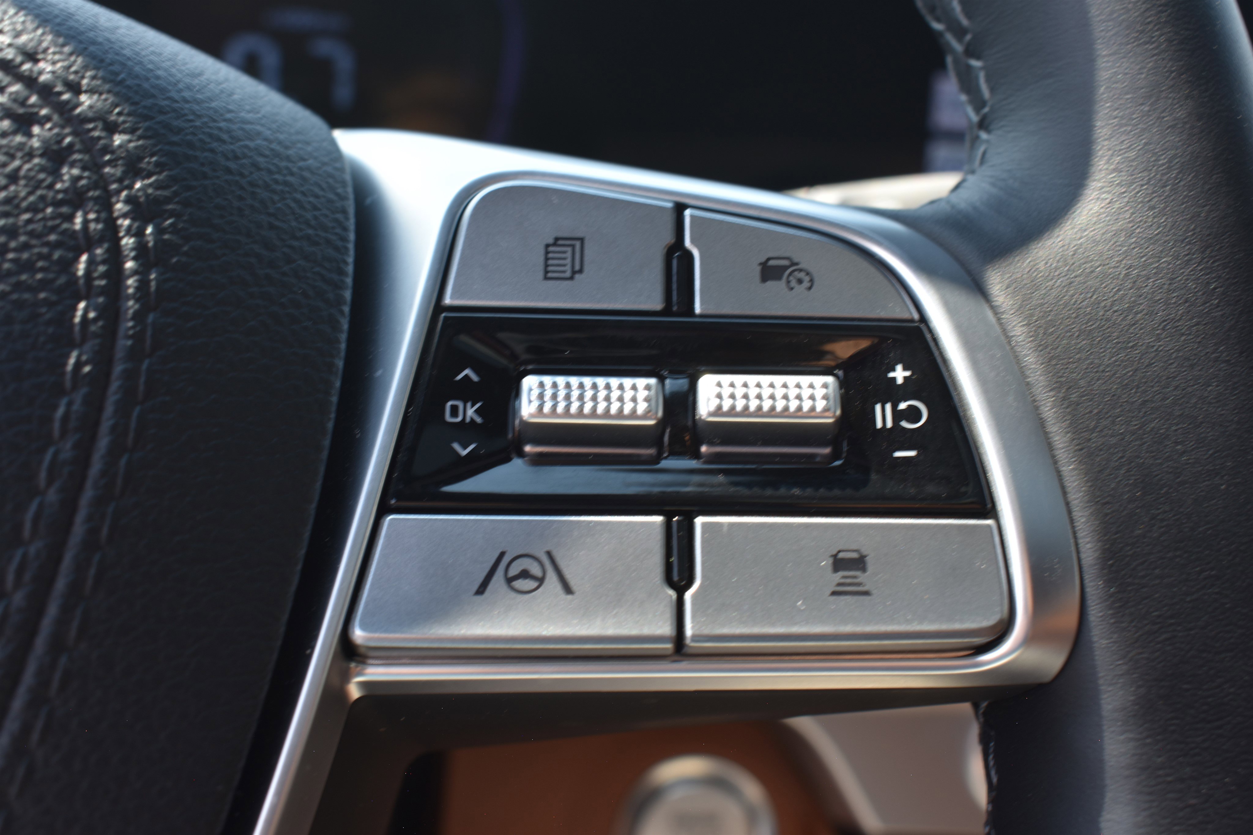 2024 Kia Telluride EX X-Line photo 12