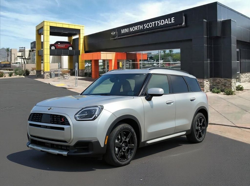 2026 MINI Countryman S's photo