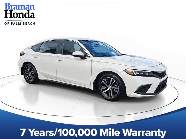 2024 Honda Civic Hatchback LX's photo