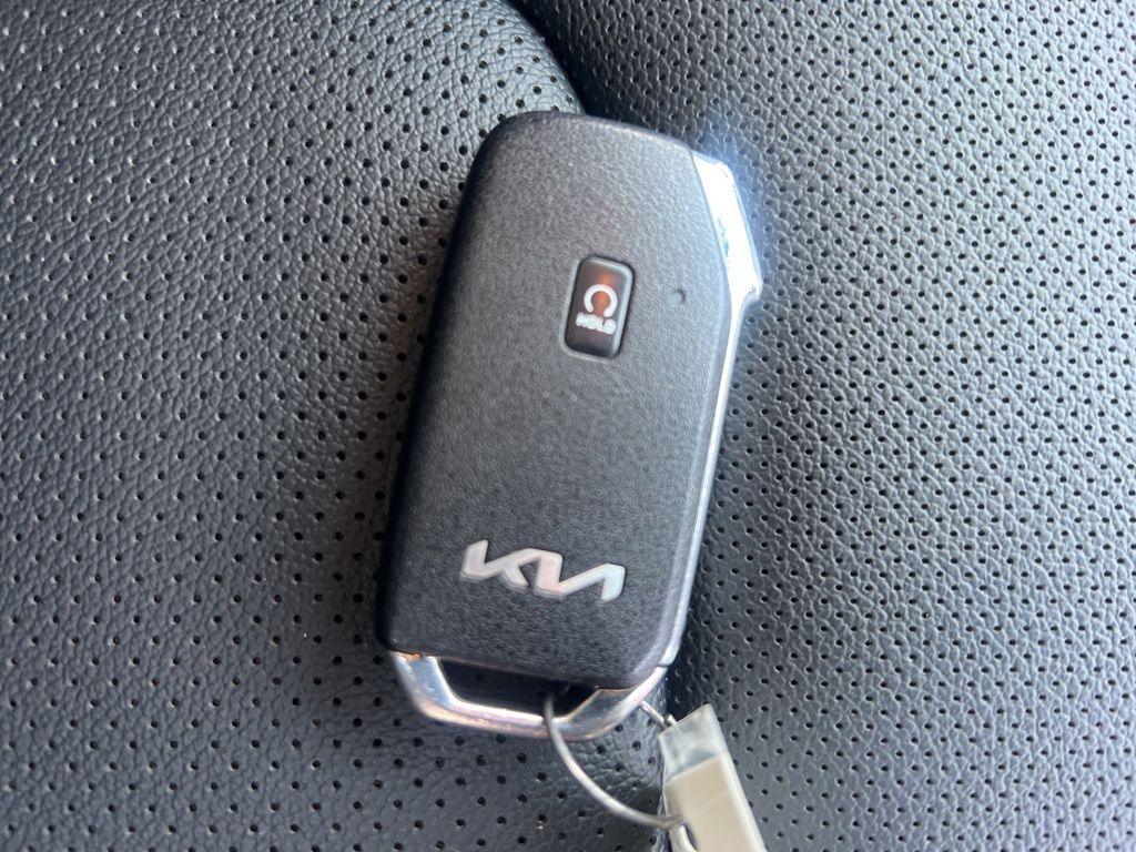 2023 Kia Sportage EX photo 24