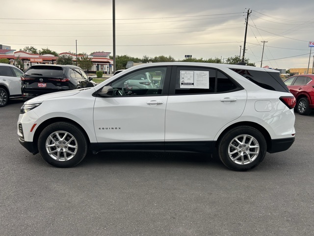 2024 Chevrolet Equinox LS photo 3