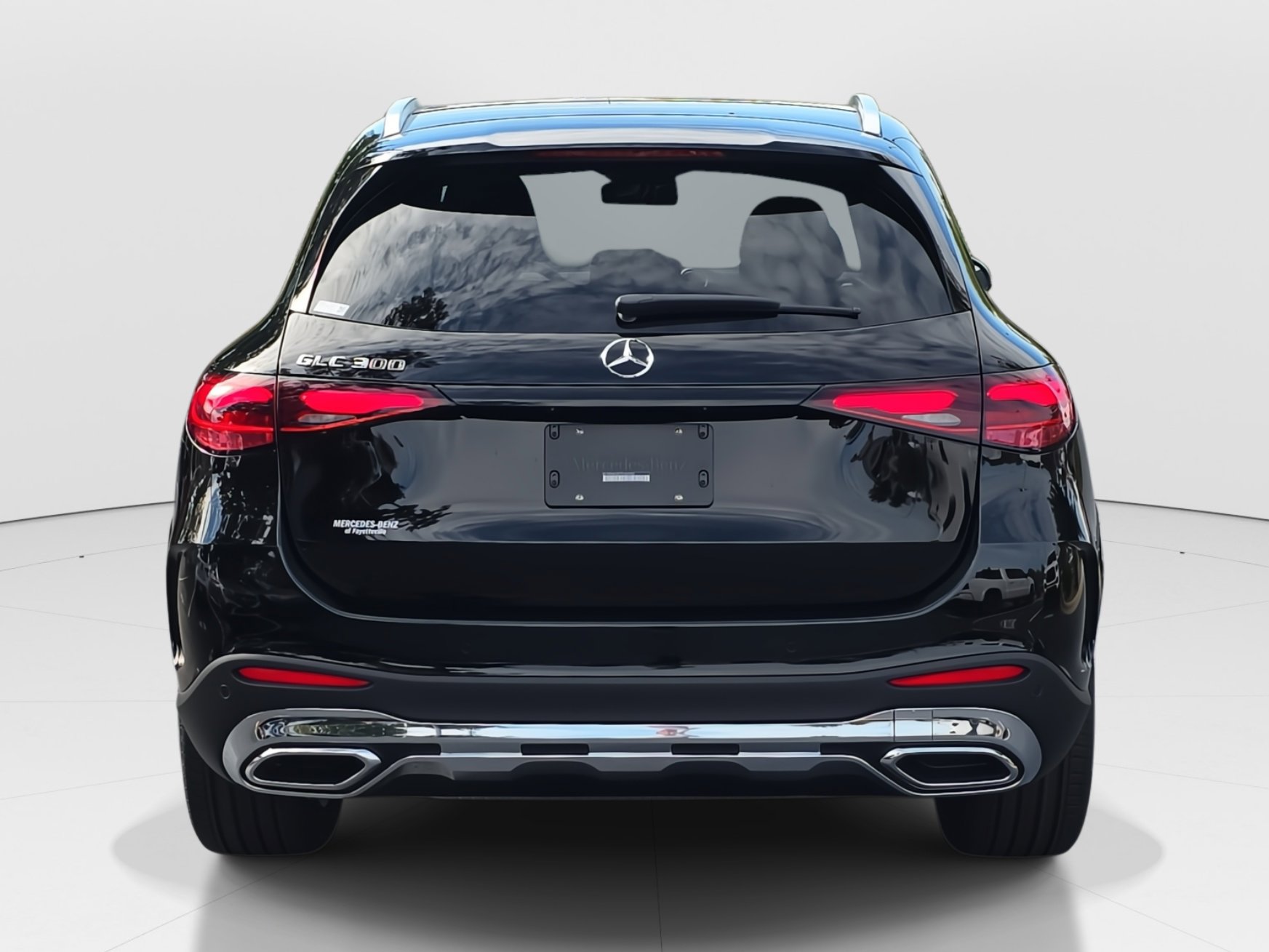 2026 Mercedes Benz GLC 300 photo 3