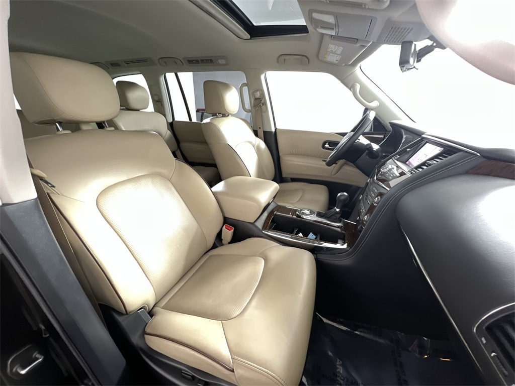 2018 Nissan Armada Platinum photo 25