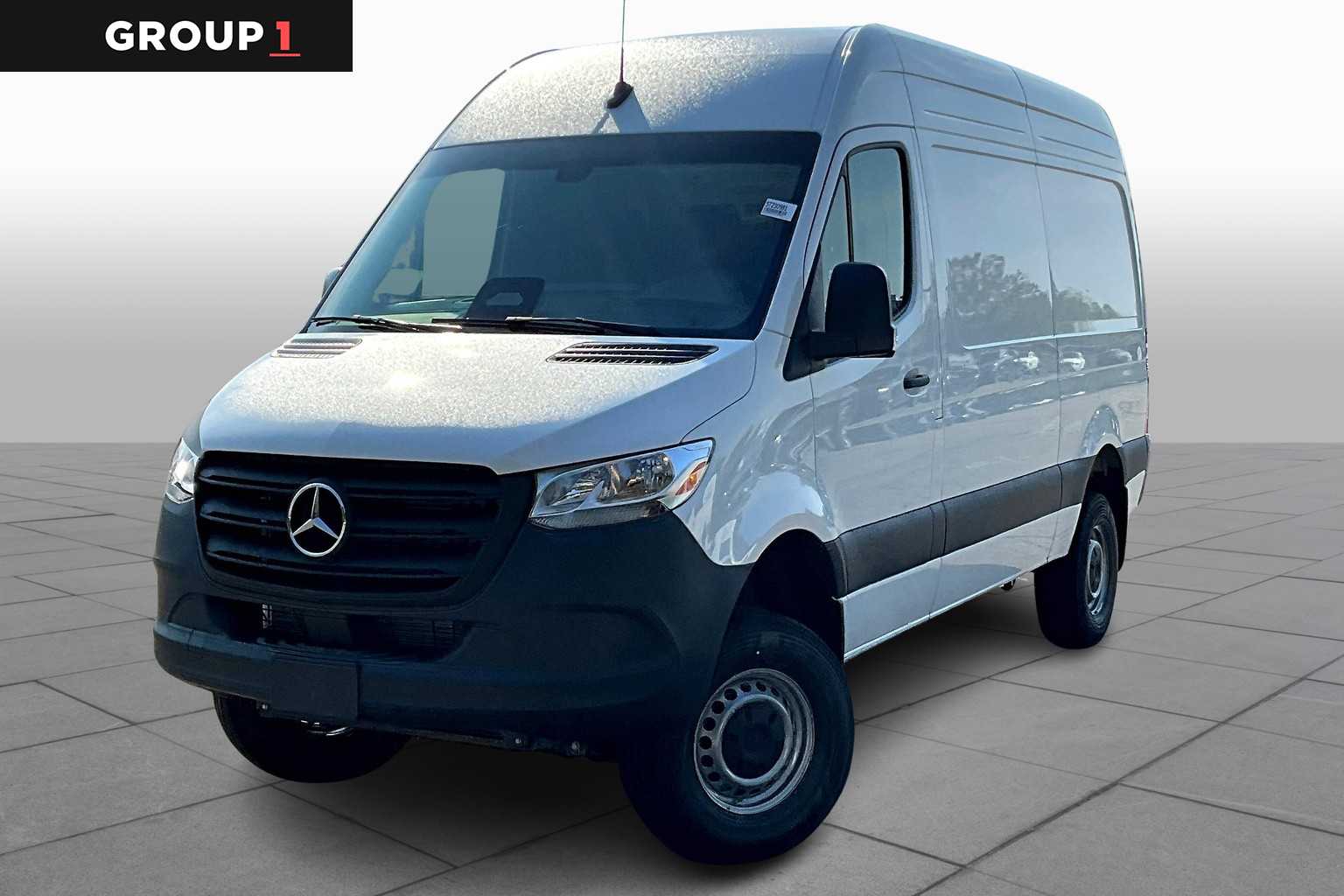 2025 Mercedes-Benz Sprinter Cargo Van Base's photo