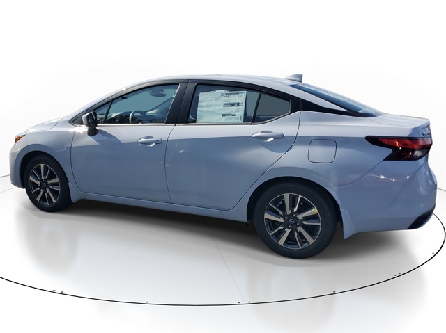 2025 Nissan Versa SV photo 3