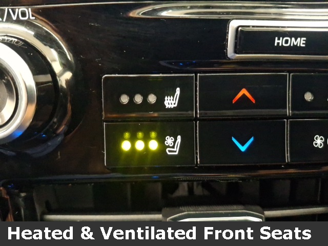 2020 Toyota Highlander Platinum photo 23