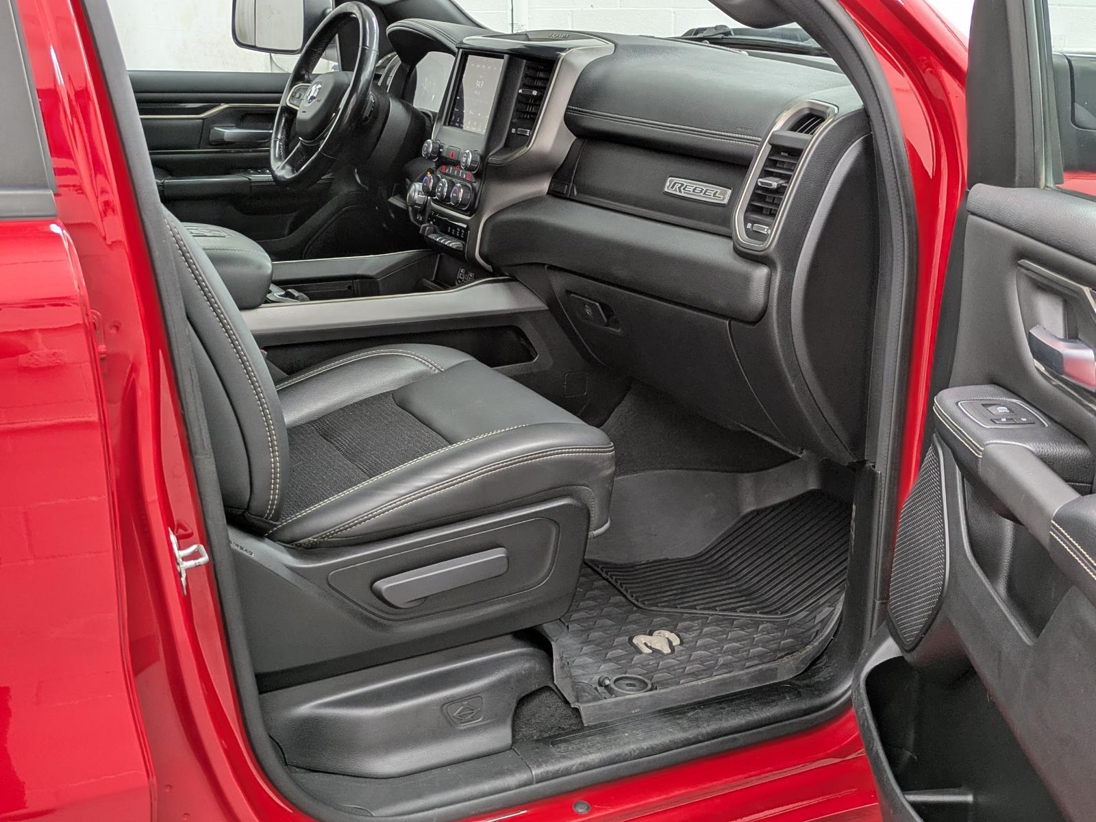 2020 Ram 1500 Rebel photo 18