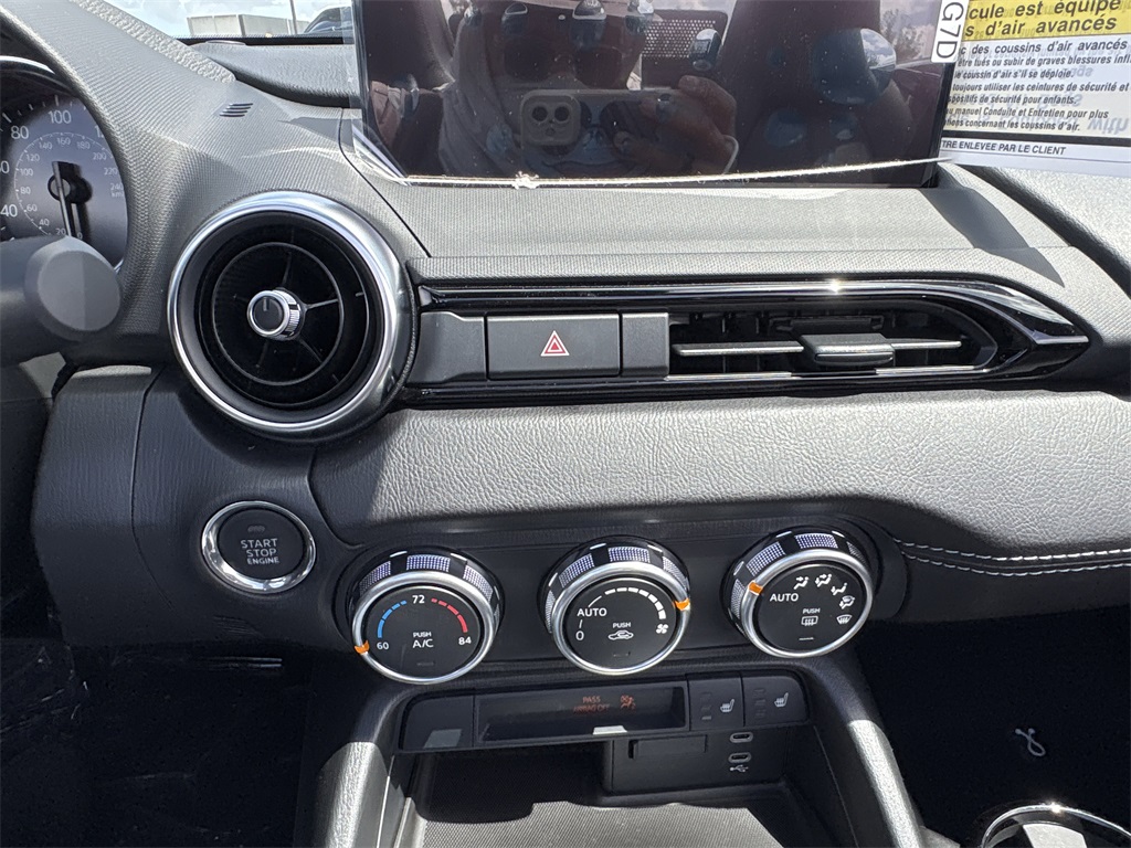 2025 Mazda MX-5 Miata Miata Grand Touring photo 18