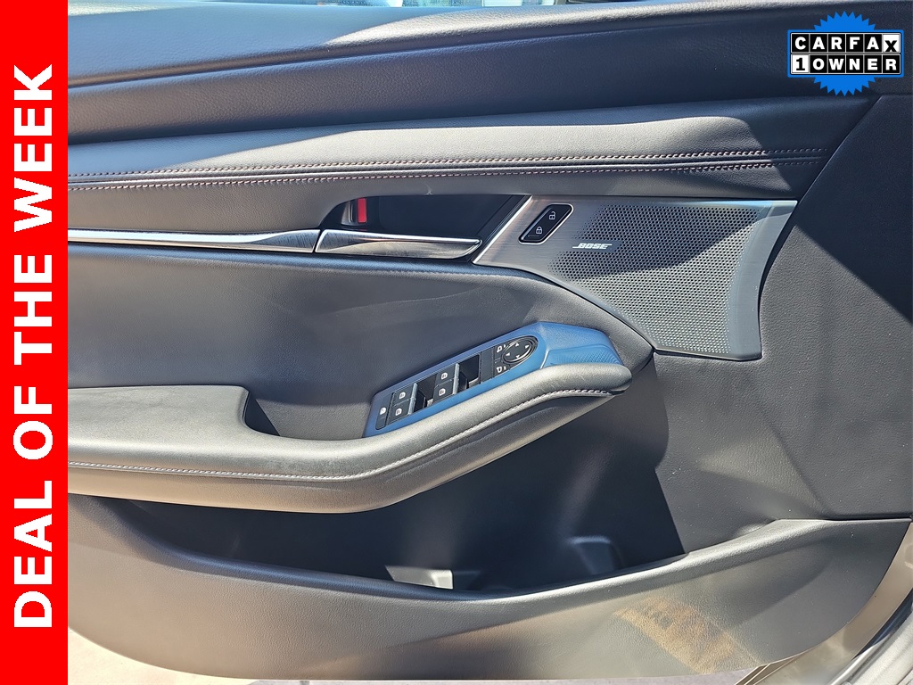 2022 Mazda Mazda3 Premium Plus photo 24