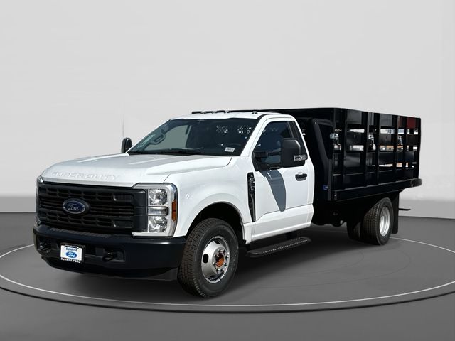 2024 Ford F-350 Super Duty Chassis Cab XL's photo