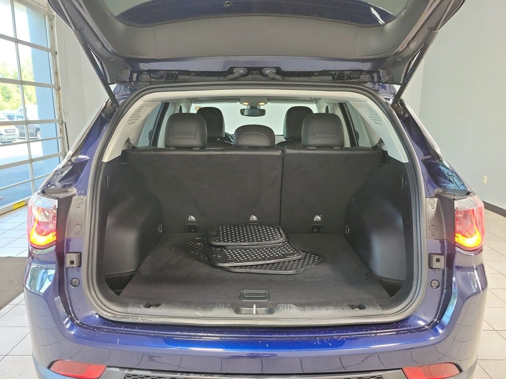 2019 Jeep Compass Latitude photo 4
