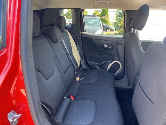 2015 Jeep Renegade Latitude photo 19