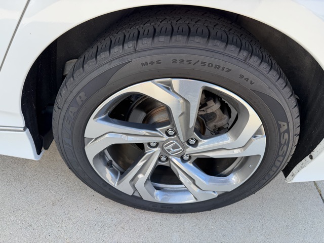 2018 Honda Accord EX-L photo 3
