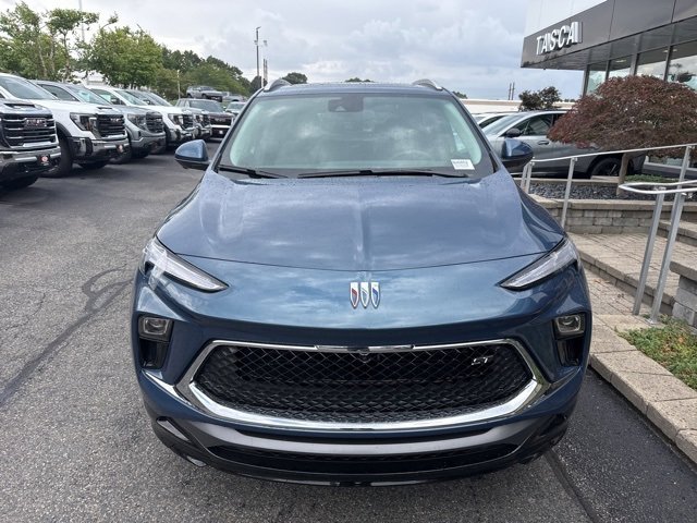 2026 Buick Encore GX Sport Touring photo 2