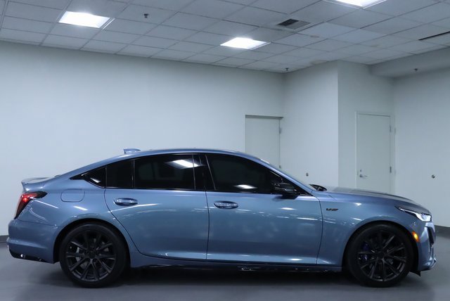 2023 Cadillac CT5 V photo 12