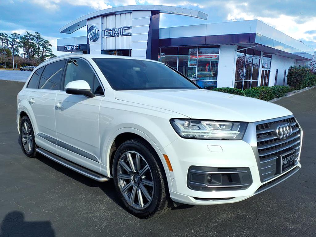 2019 Audi Q7 Prestige's photo