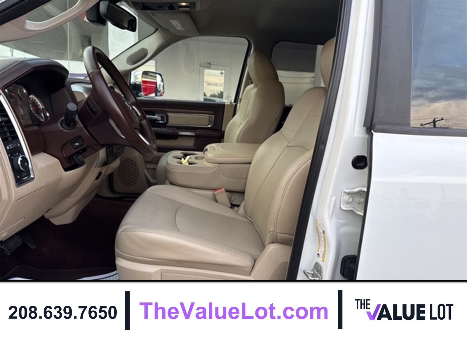 2014 Ram 3500 Laramie photo 20
