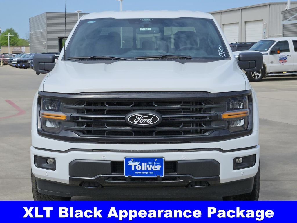 2025 Ford F-150 XLT photo 3