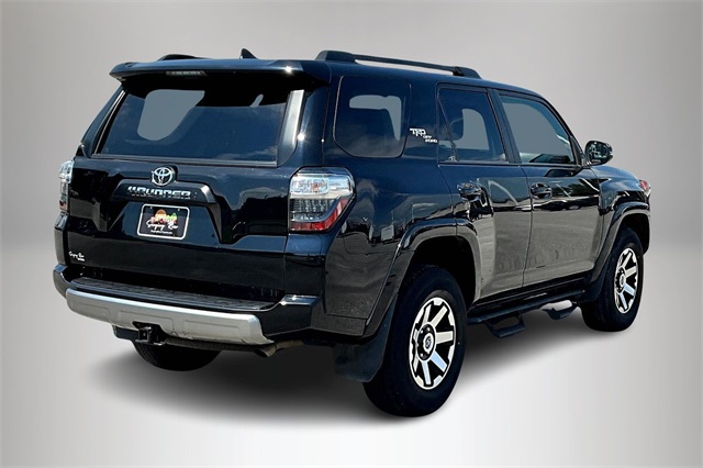 2022 Toyota 4Runner TRD Off-Road Premium photo 4
