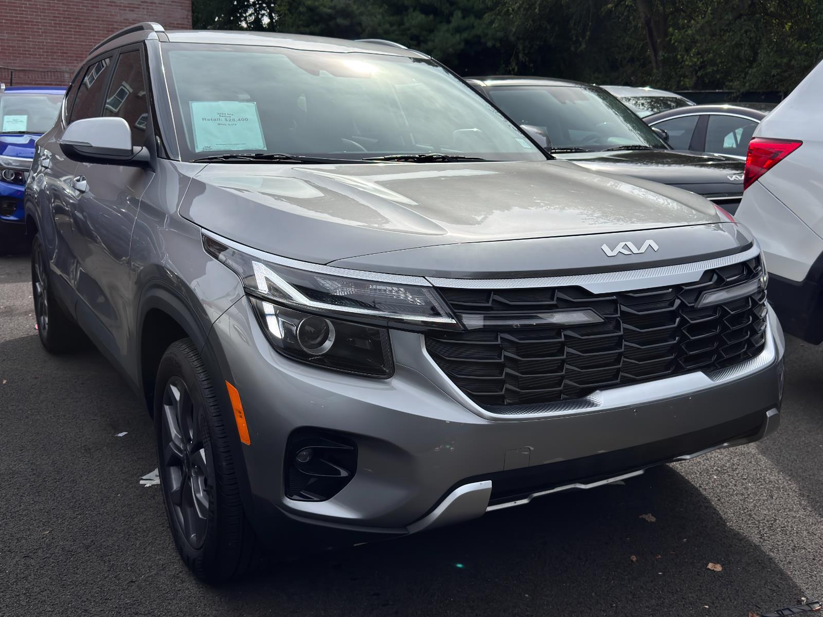 2024 Kia Seltos S photo 3