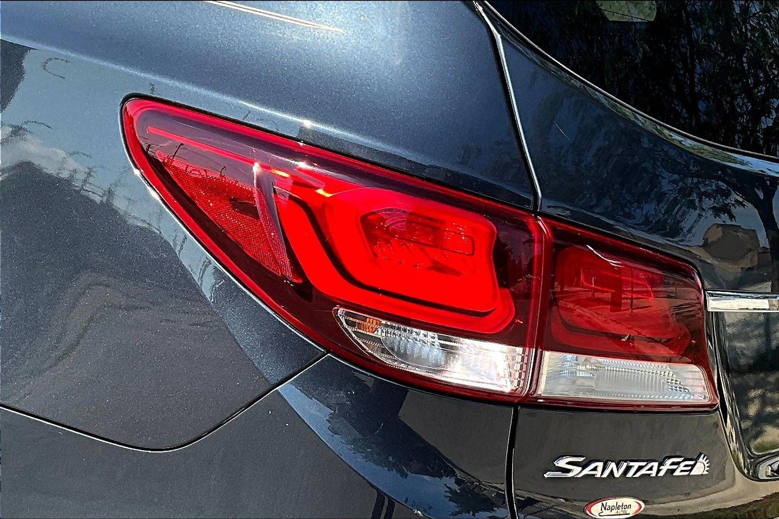 2017 Hyundai Santa Fe Limited Ultimate photo 27